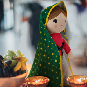 14'' Virgin Mary Doll, Muñeca Virgen de Guadalupe (80617)