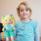 Muñeca Sophia turquesa de 16" con corazones pequeños (90961-Turquesa) 